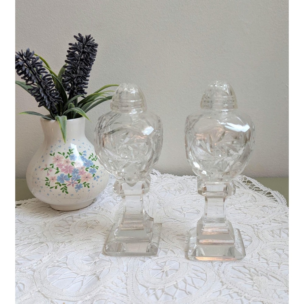 Vintage Crystal Salt and Pepper Shakers Set, Cut Glass Footed Shakers